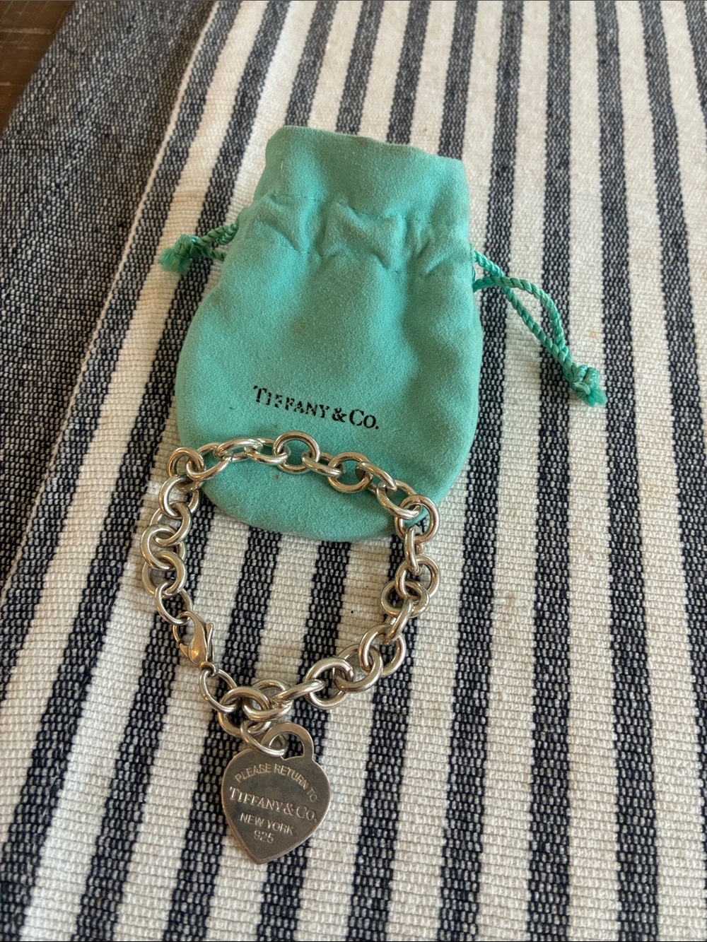 Tiffany & Co. Silver Heart Tag Link Bracelet with Turquoise Pouch
